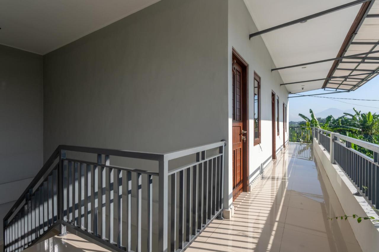 Cempaka Mas Guest House Canggu Экстерьер фото